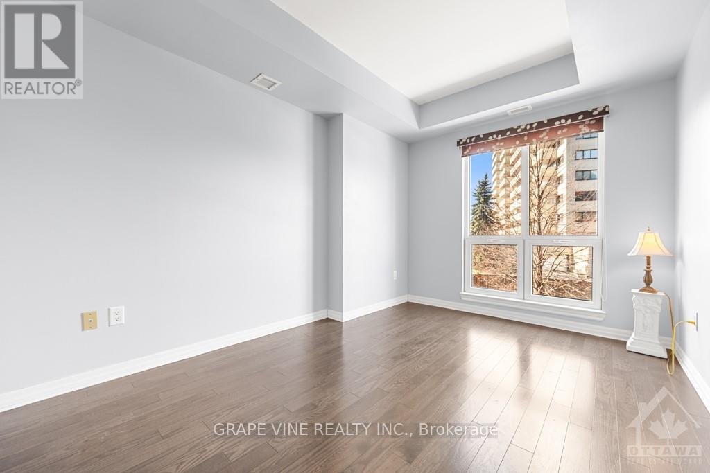 #207 70 LANDRY STREET - 11