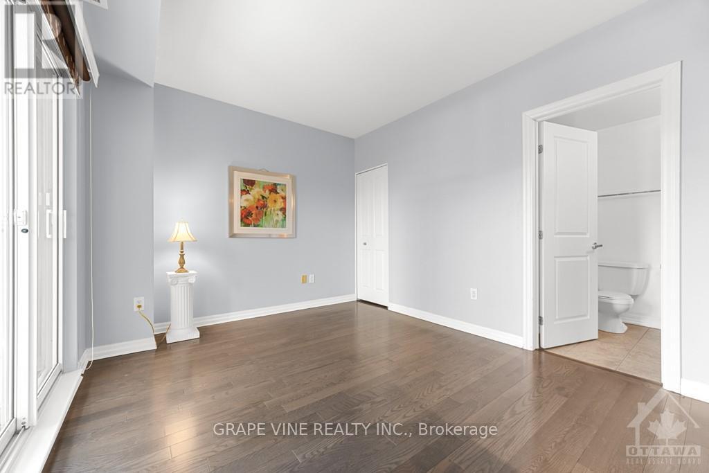 #207 70 LANDRY STREET - 21