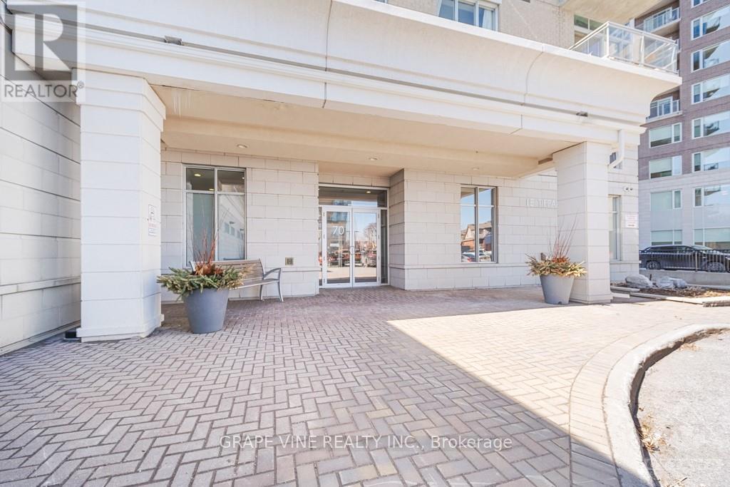 #207 70 LANDRY STREET - 24