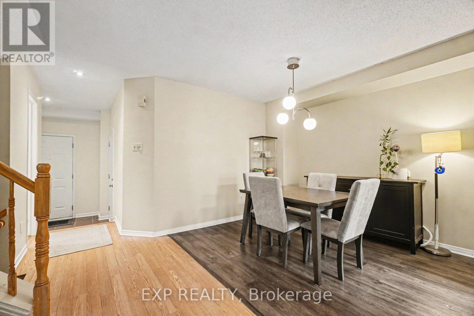 11 LONGSHIRE CIRCLE - Image 6