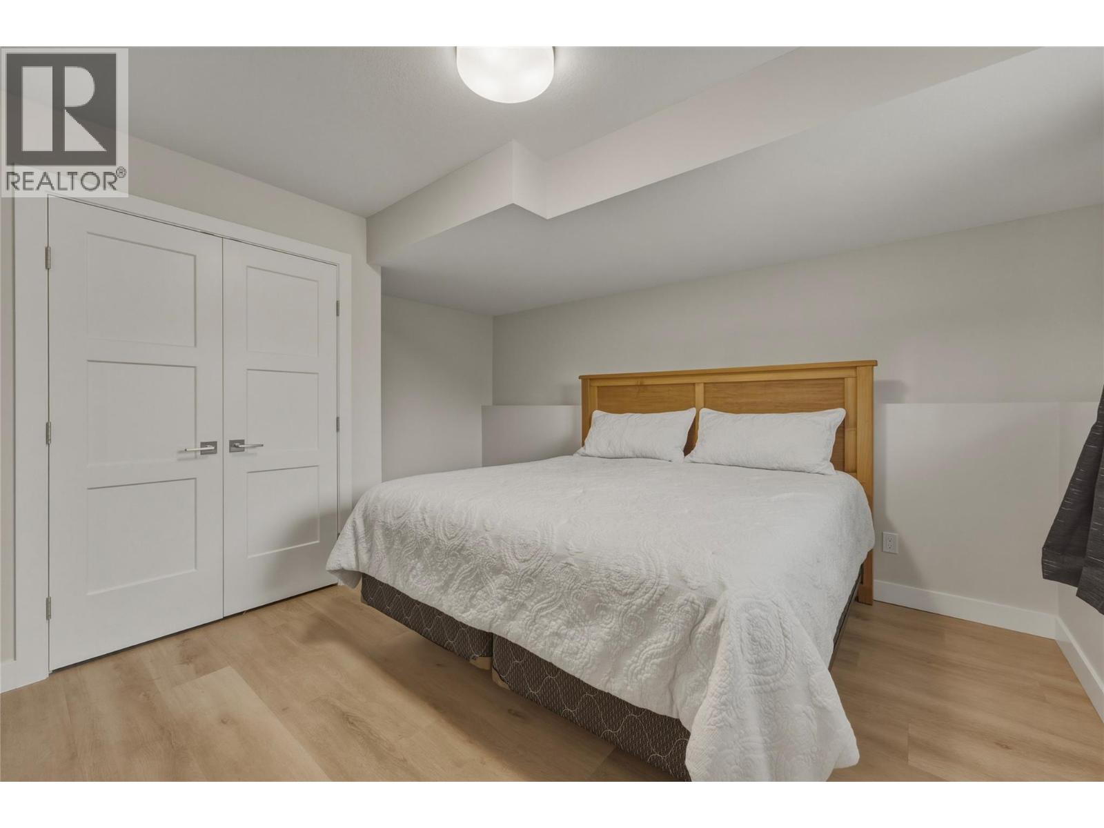 2710 Golf Course Drive - 50