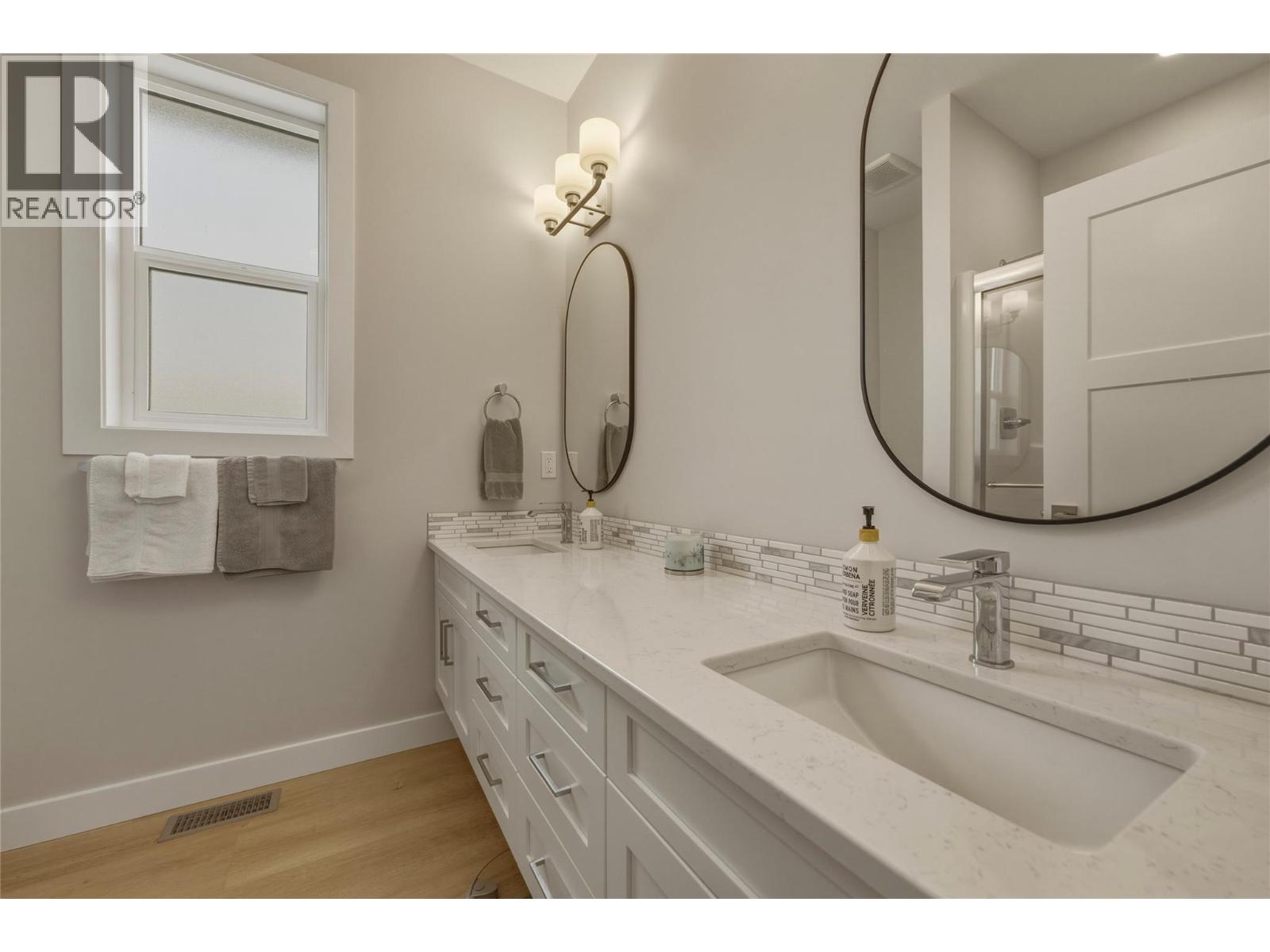 2710 Golf Course Drive - 32
