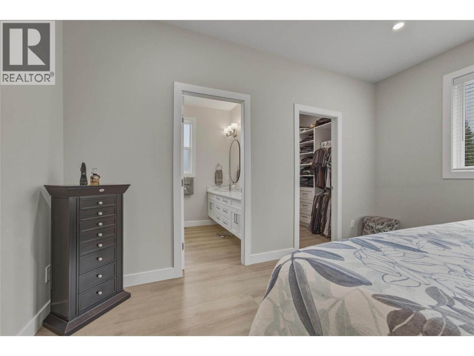 2710 Golf Course Drive - 31