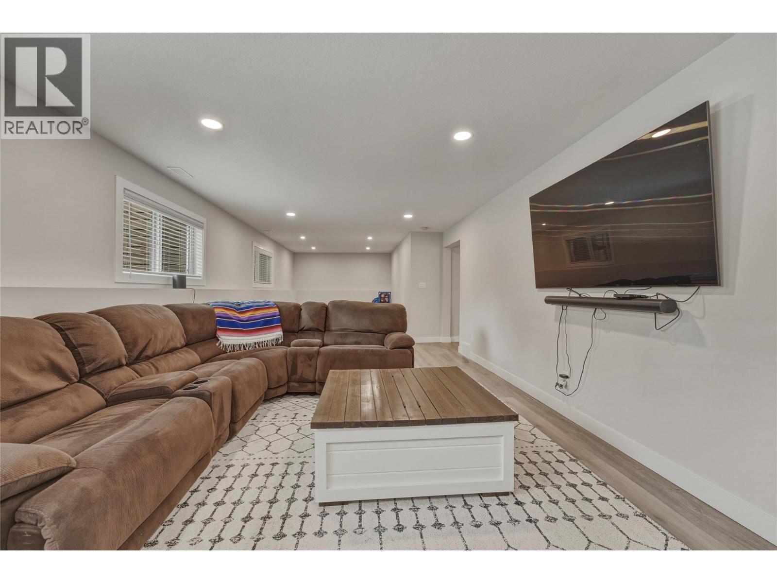 2710 Golf Course Drive - 48