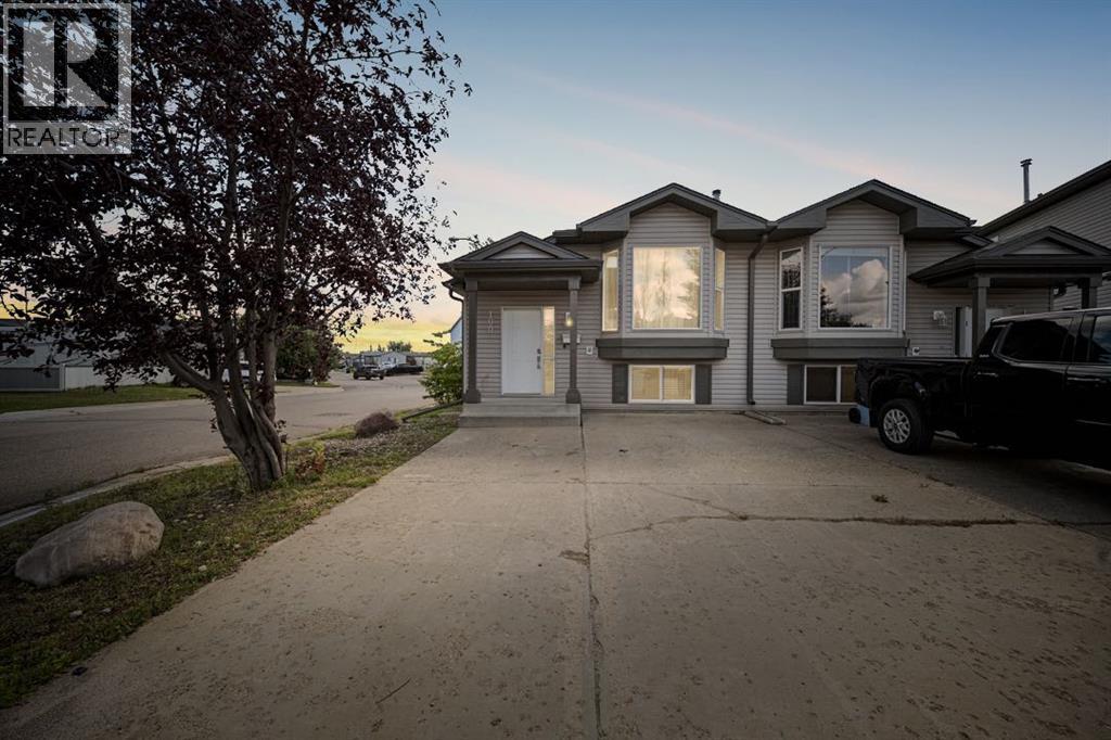 100 Bruin Bay, Fort McMurray