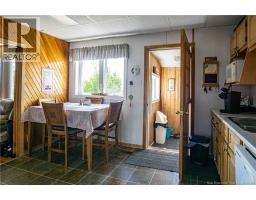 Kitchen - 261 Main Street, Plaster Rock, NB E7G2G4 Photo 9