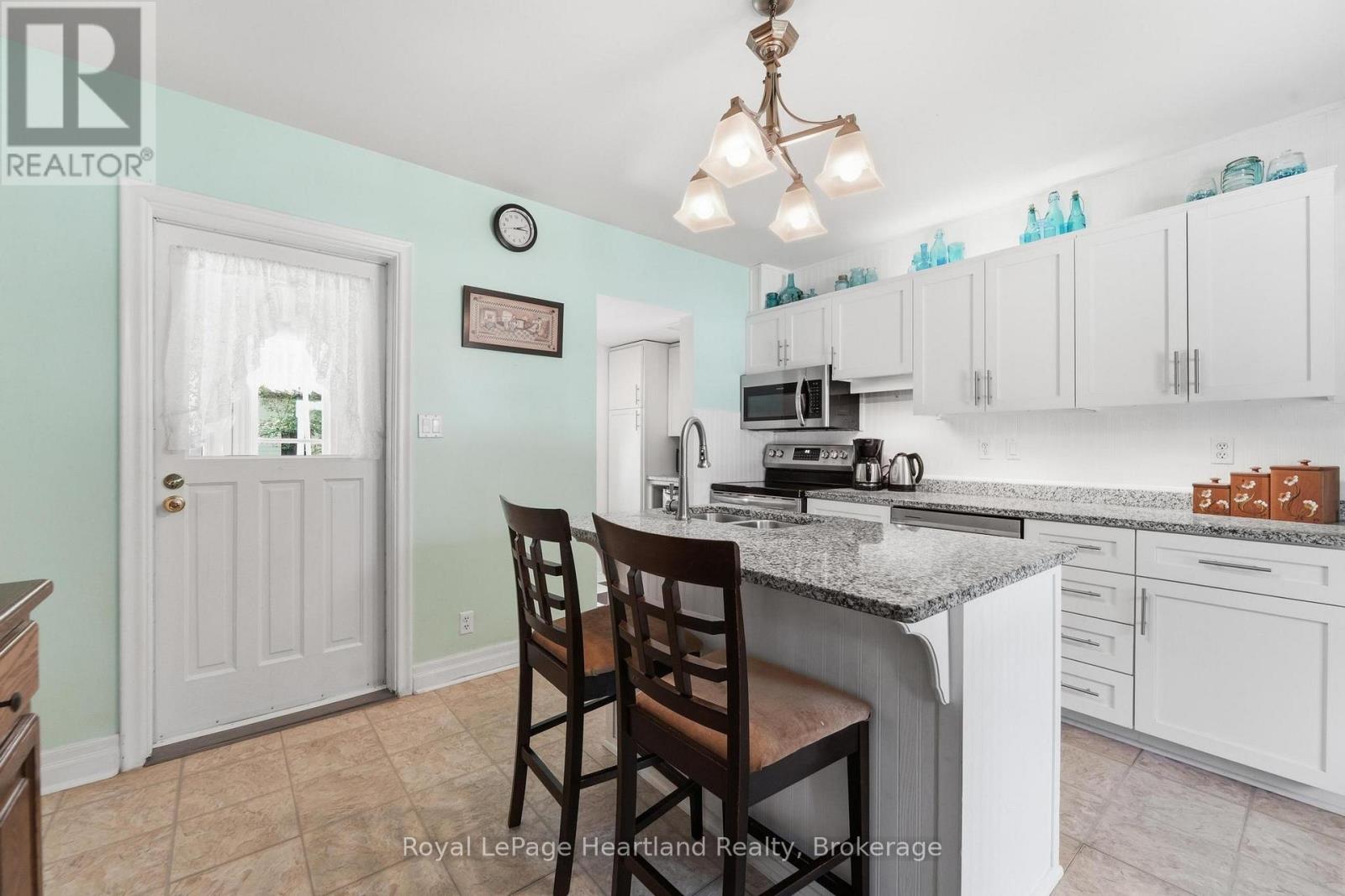 169 ONTARIO STREET - 17