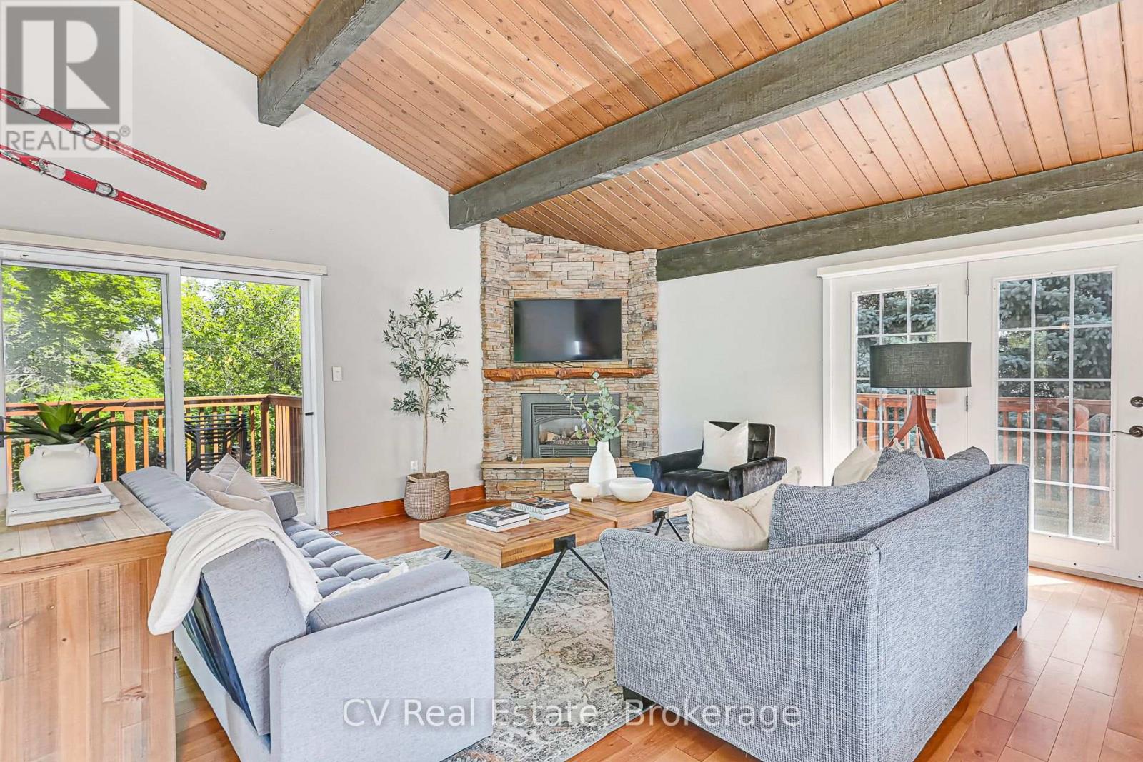 156 CHAMONIX CRESCENT - Image 10