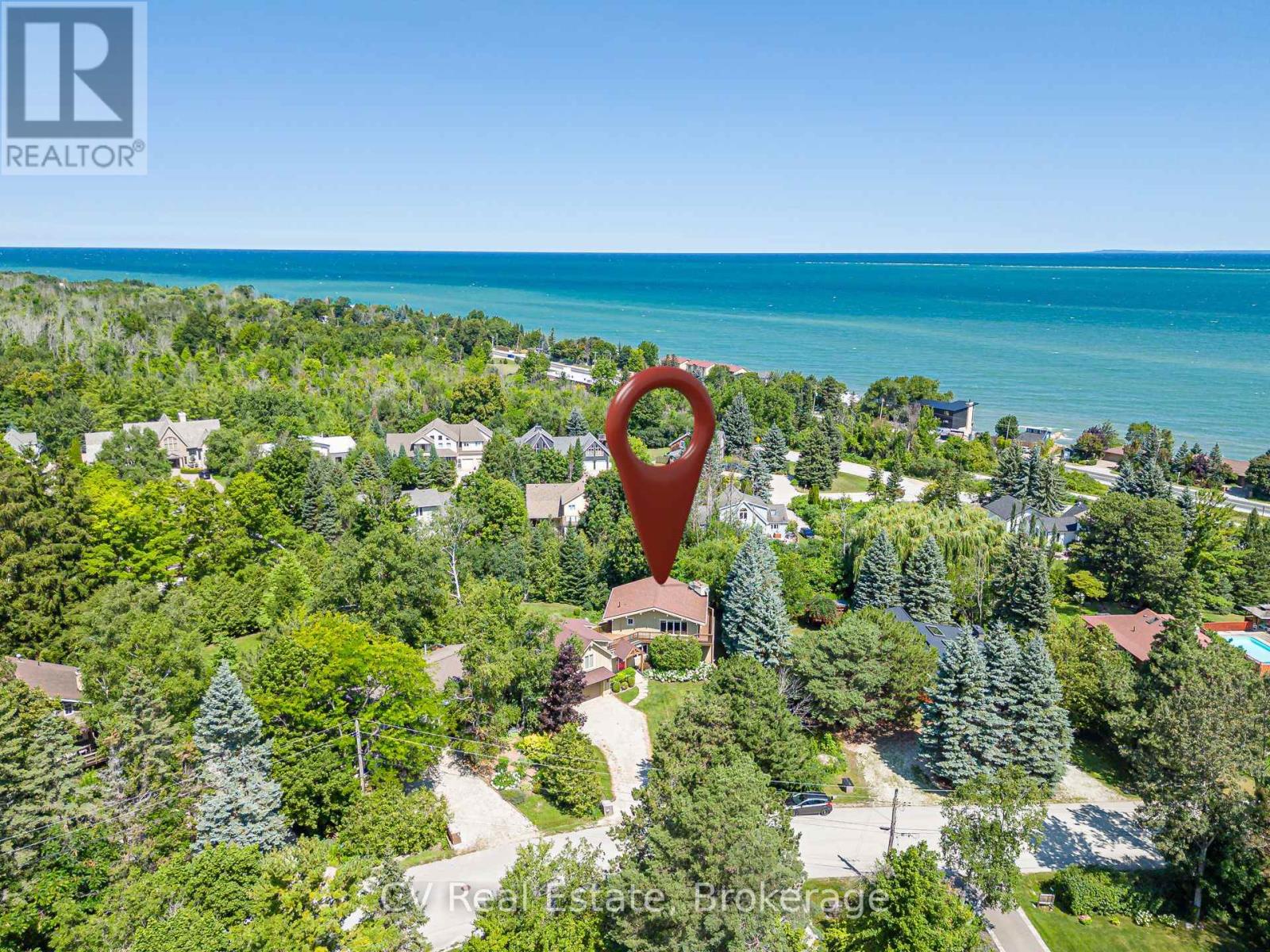 156 CHAMONIX CRESCENT - 2