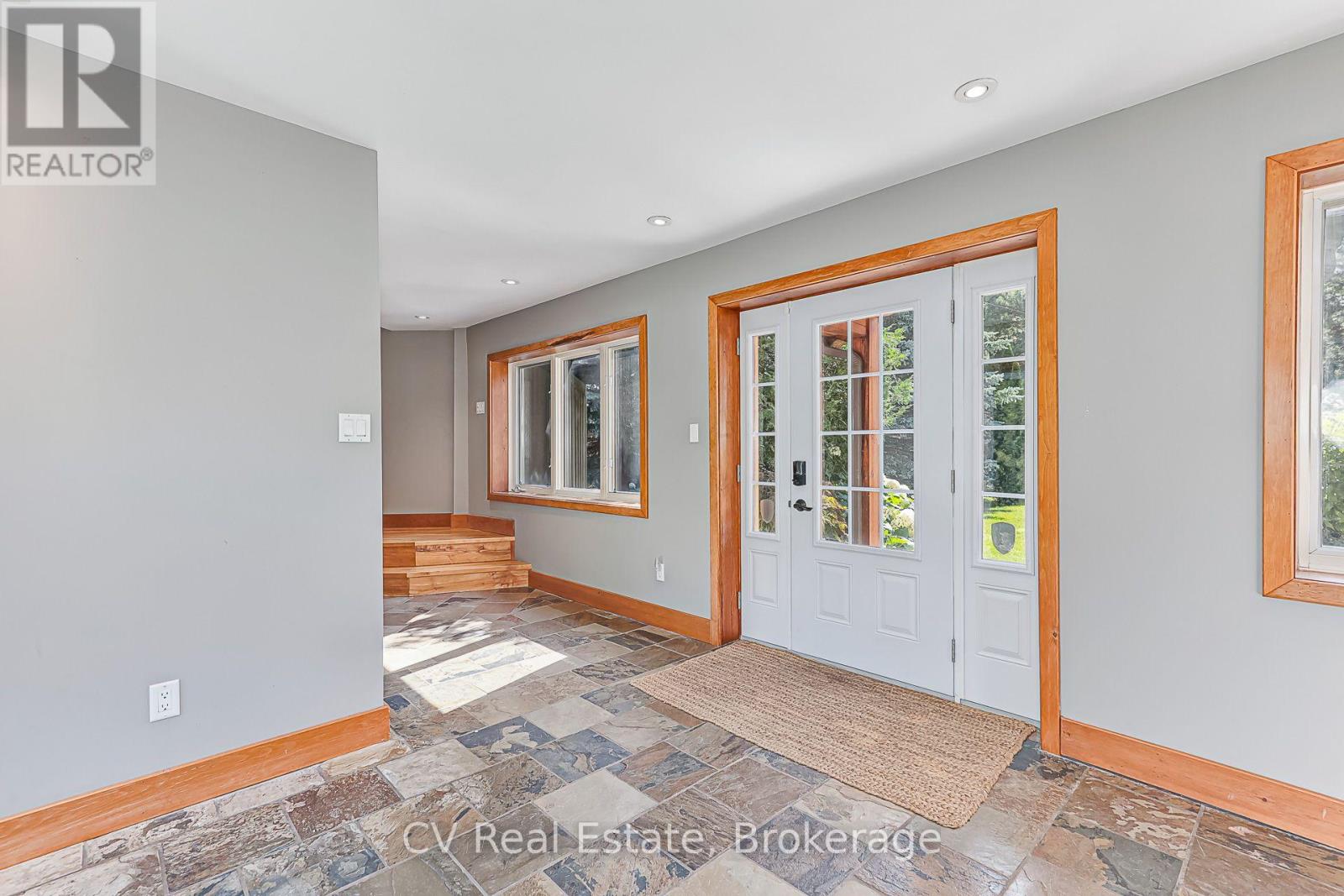 156 CHAMONIX CRESCENT - Image 22