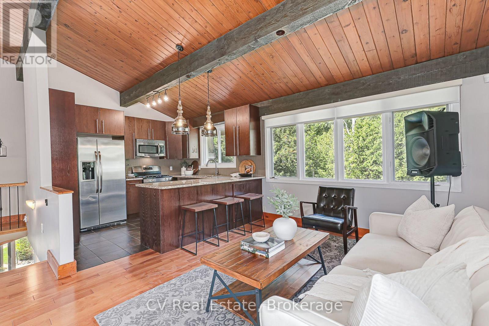 156 CHAMONIX CRESCENT - Image 4
