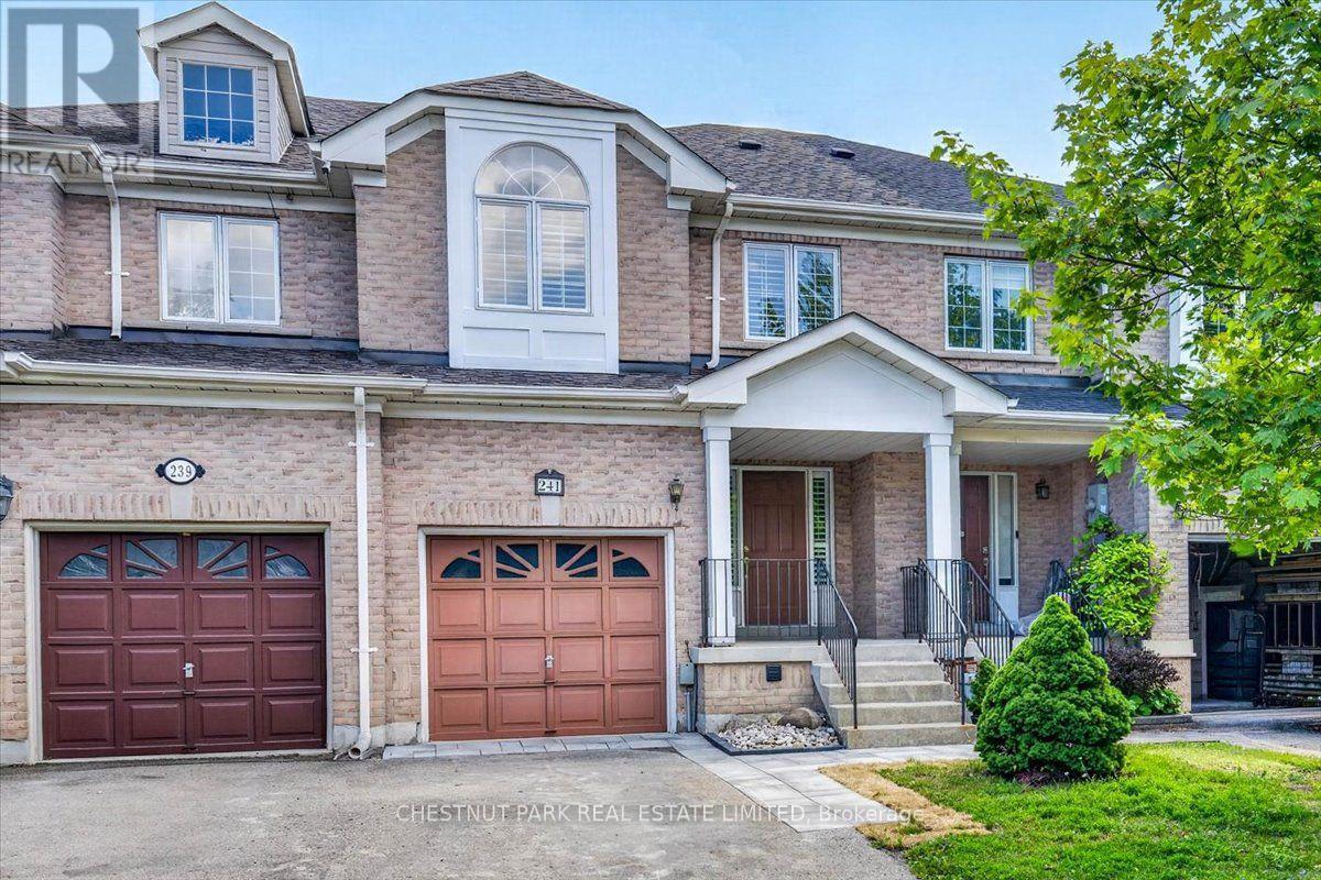 241 BANBROOKE CRESCENT - 1