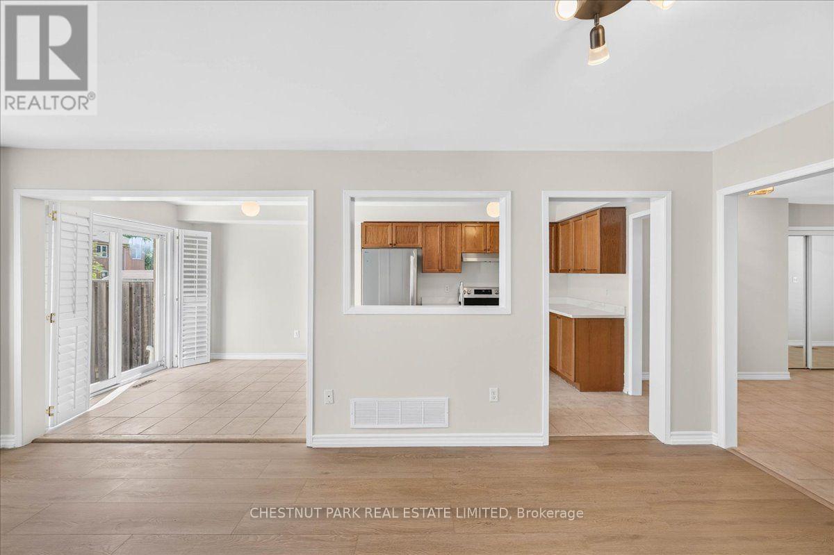 241 BANBROOKE CRESCENT - 11
