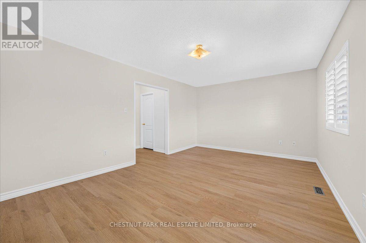 241 BANBROOKE CRESCENT - 19