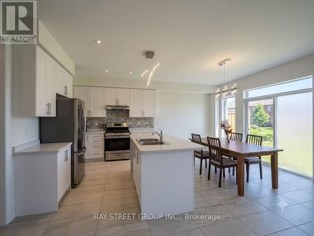 27 SAMUEL CRESCENT - 17