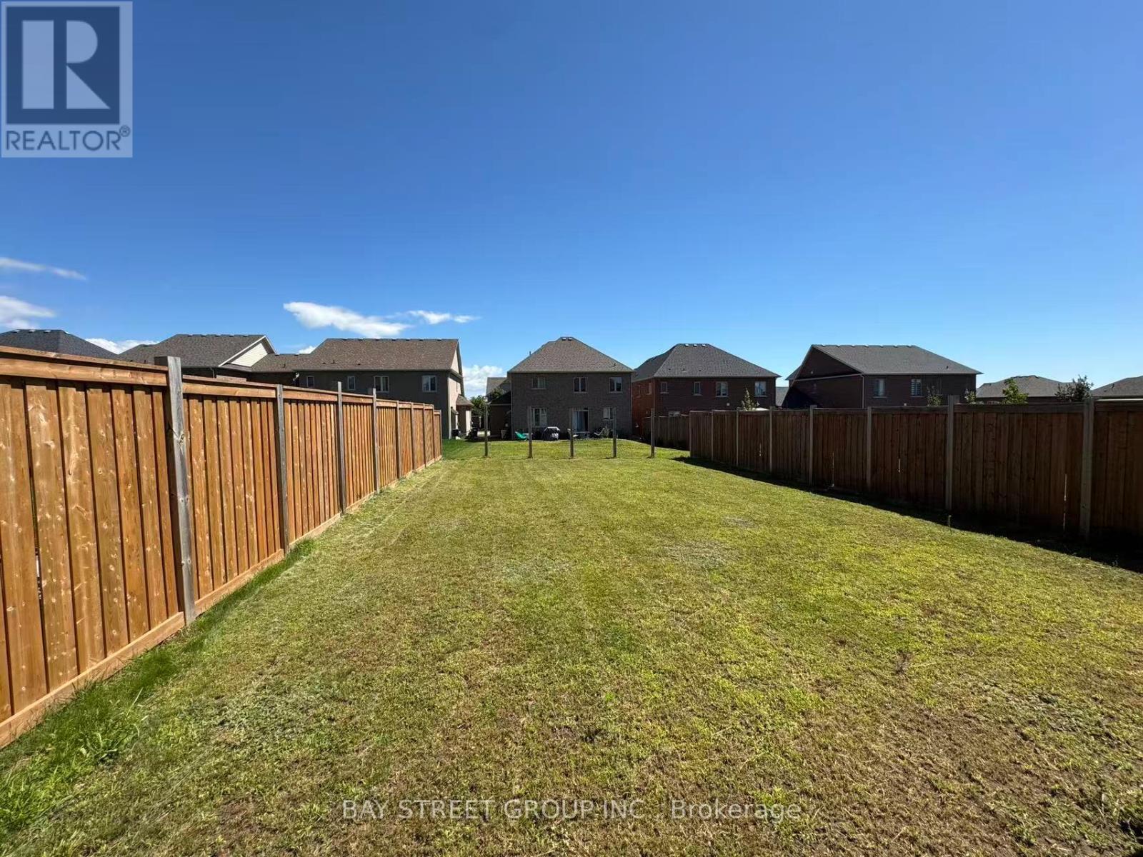 27 SAMUEL CRESCENT - 39