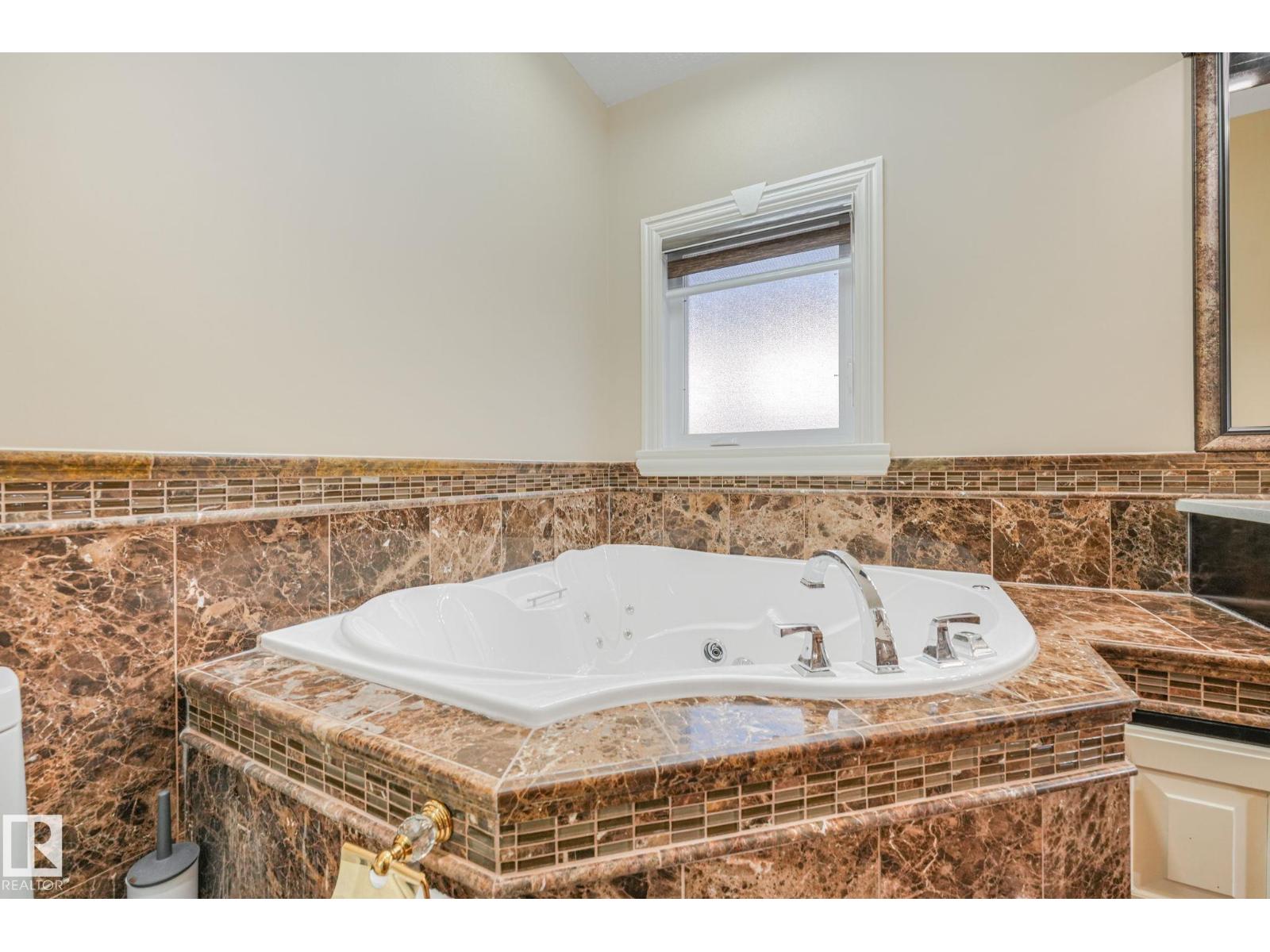1511 68 ST SW - Image 31