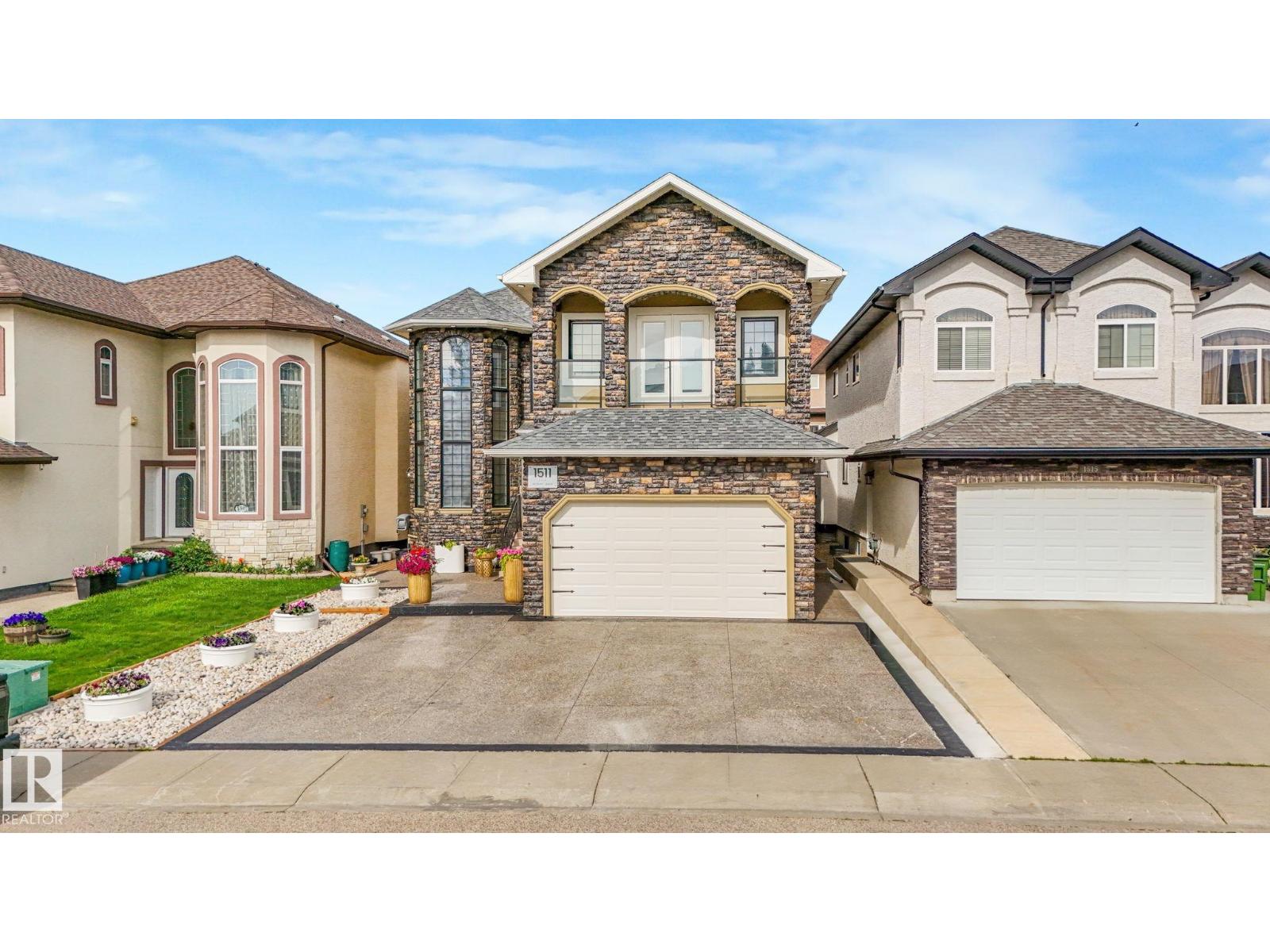 1511 68 ST SW - 1