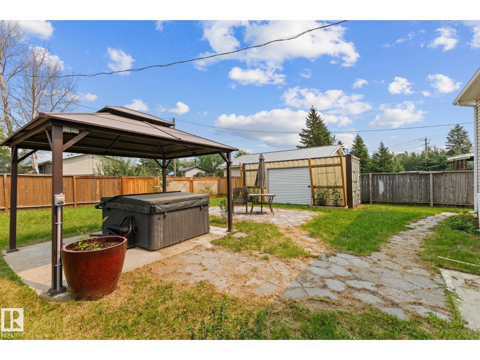 4712 48 ST - Image 23