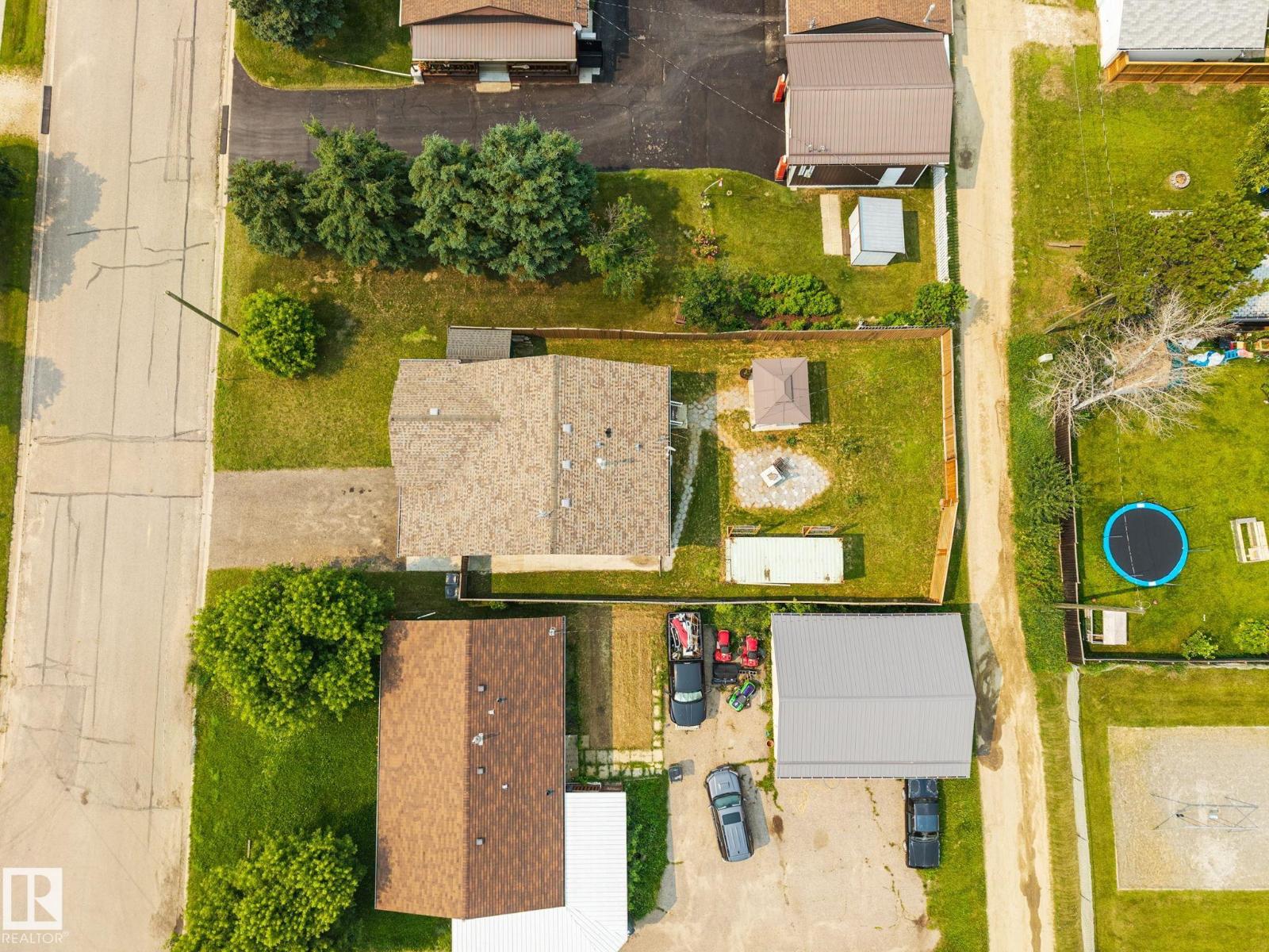 4712 48 ST - Image 28