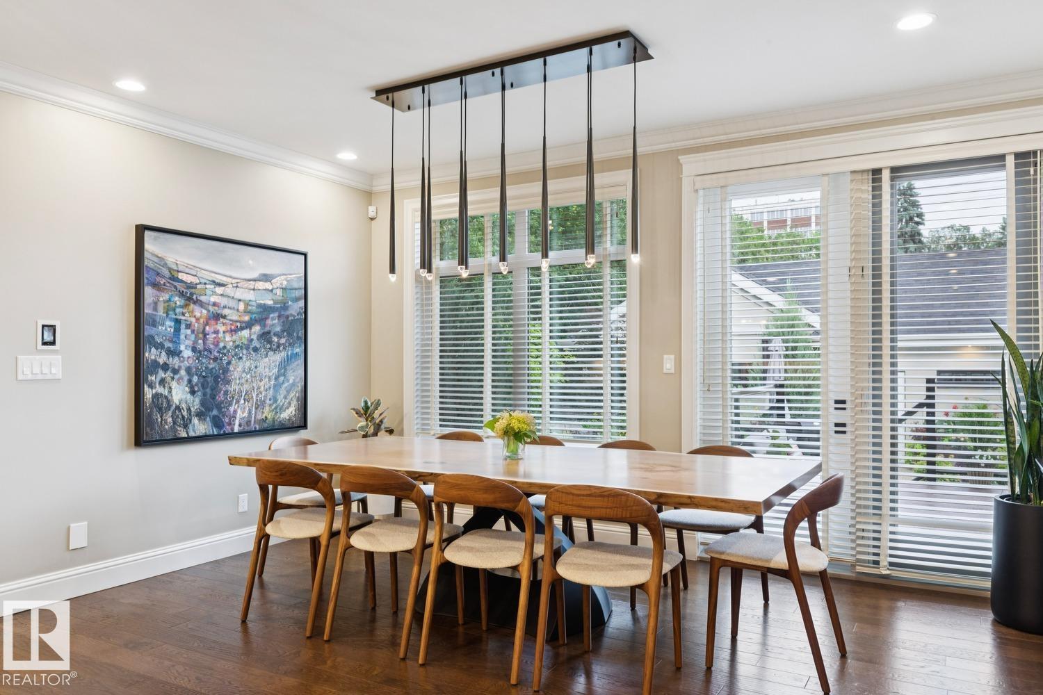 8927 117 ST NW - 12
