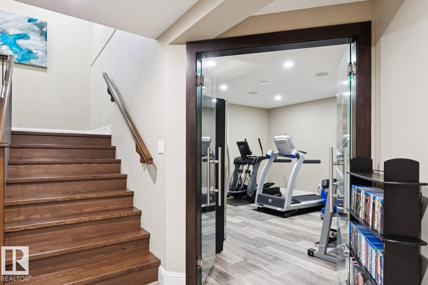 8927 117 ST NW - 50