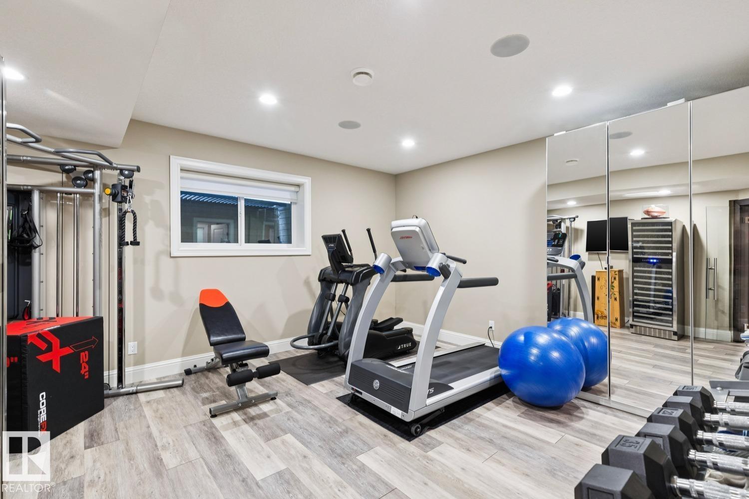 8927 117 ST NW - 52