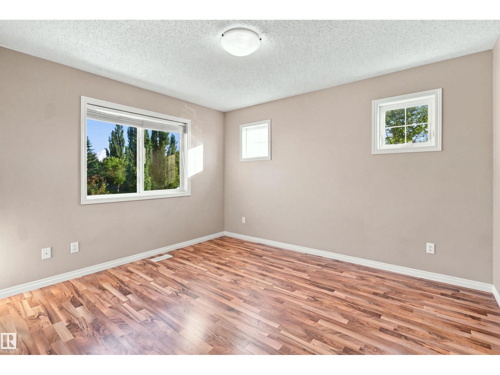 1328 80 ST SW - 18