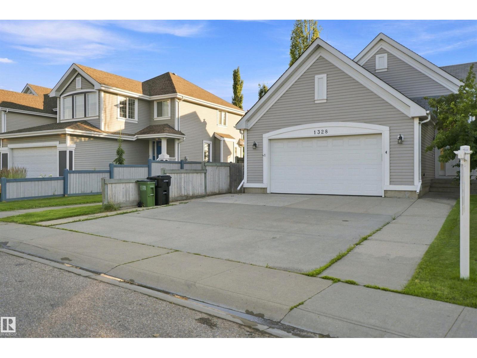 1328 80 ST SW - 2