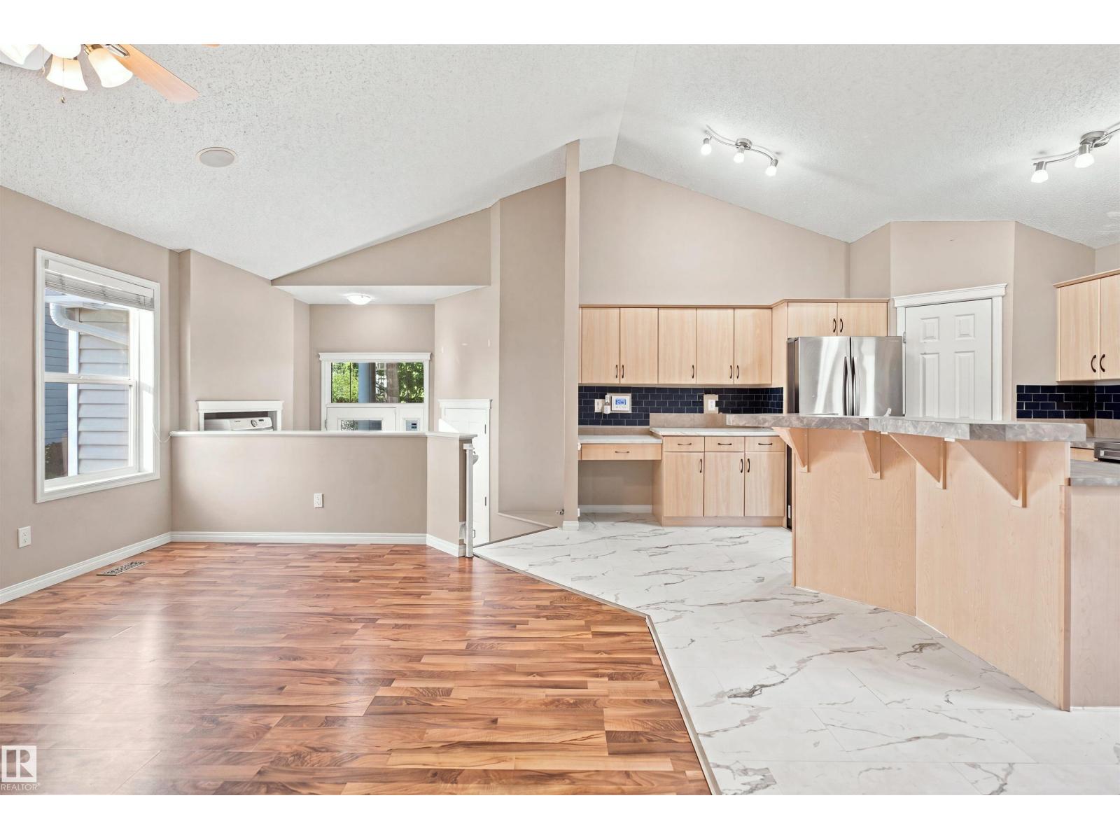 1328 80 ST SW - 6
