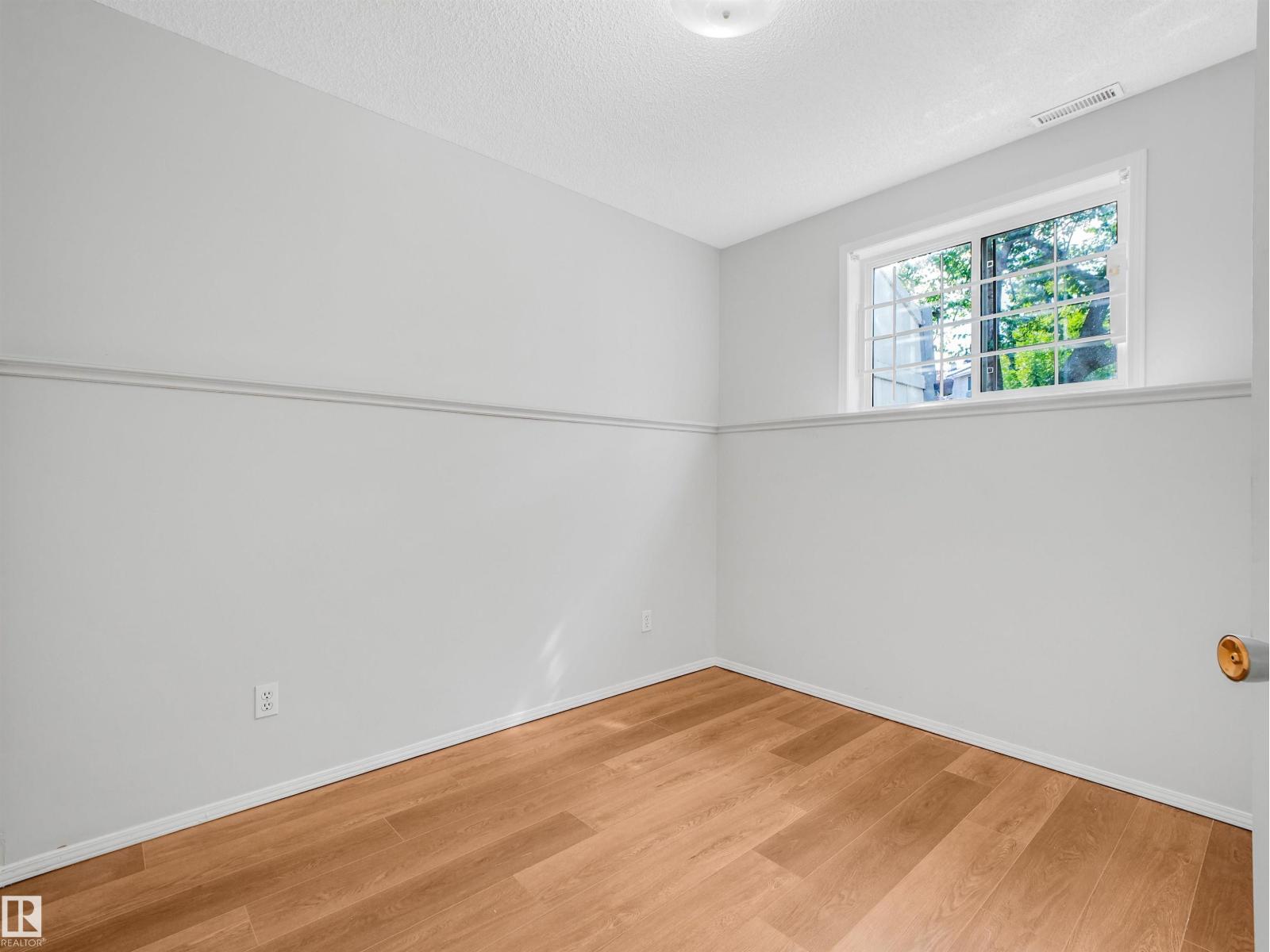 #2 3311 58 ST NW - Image 30
