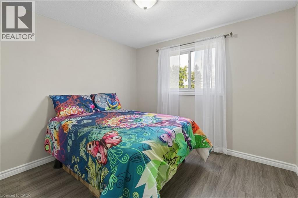 45 ARROWHEAD Crescent - 24