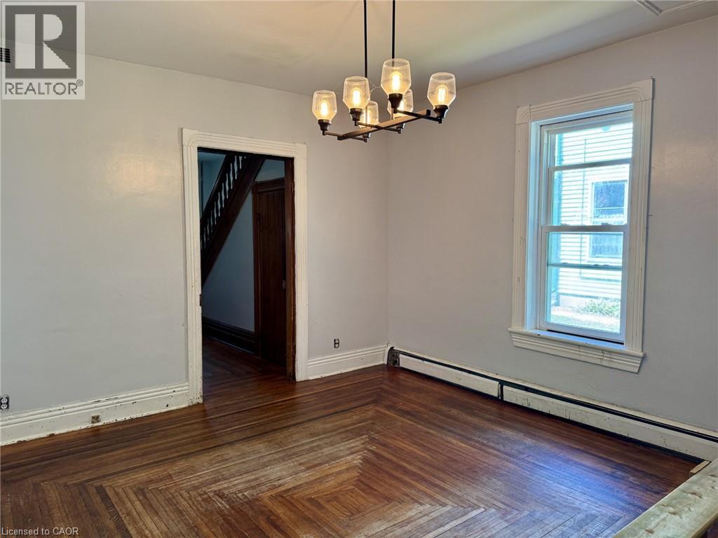 54 ELLIS Street - 4