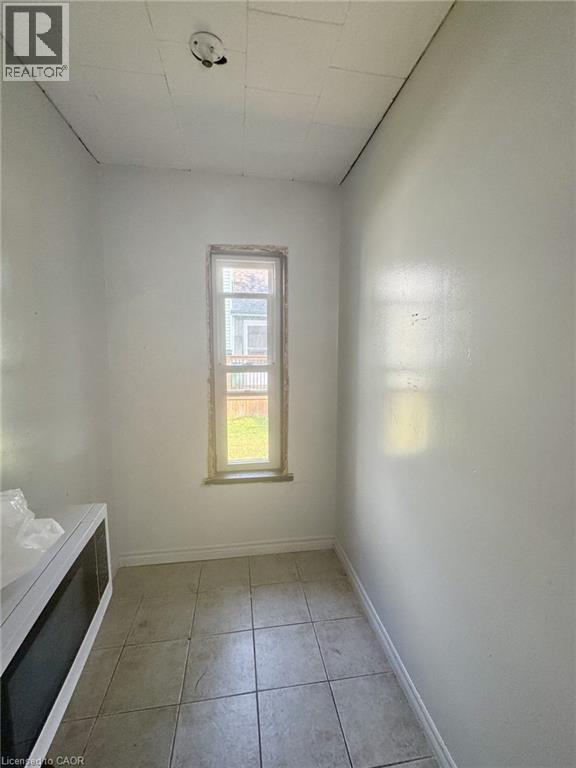 54 ELLIS Street - Image 12