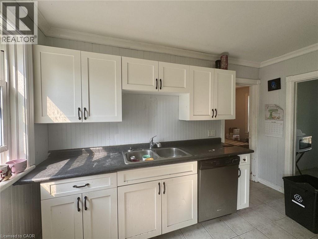54 ELLIS Street - 8