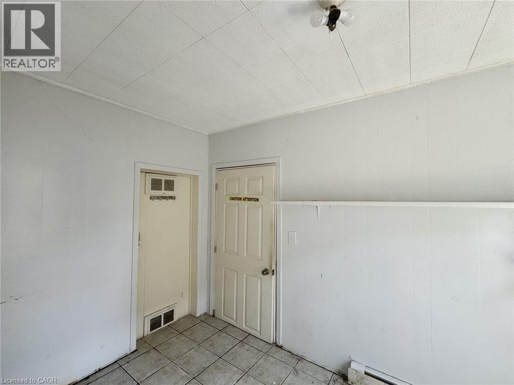 54 ELLIS Street - Image 14