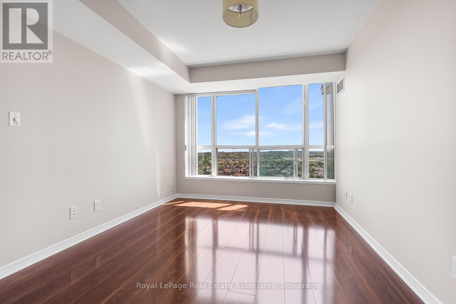 #1707 4889 KIMBERMOUNT AVENUE - 17