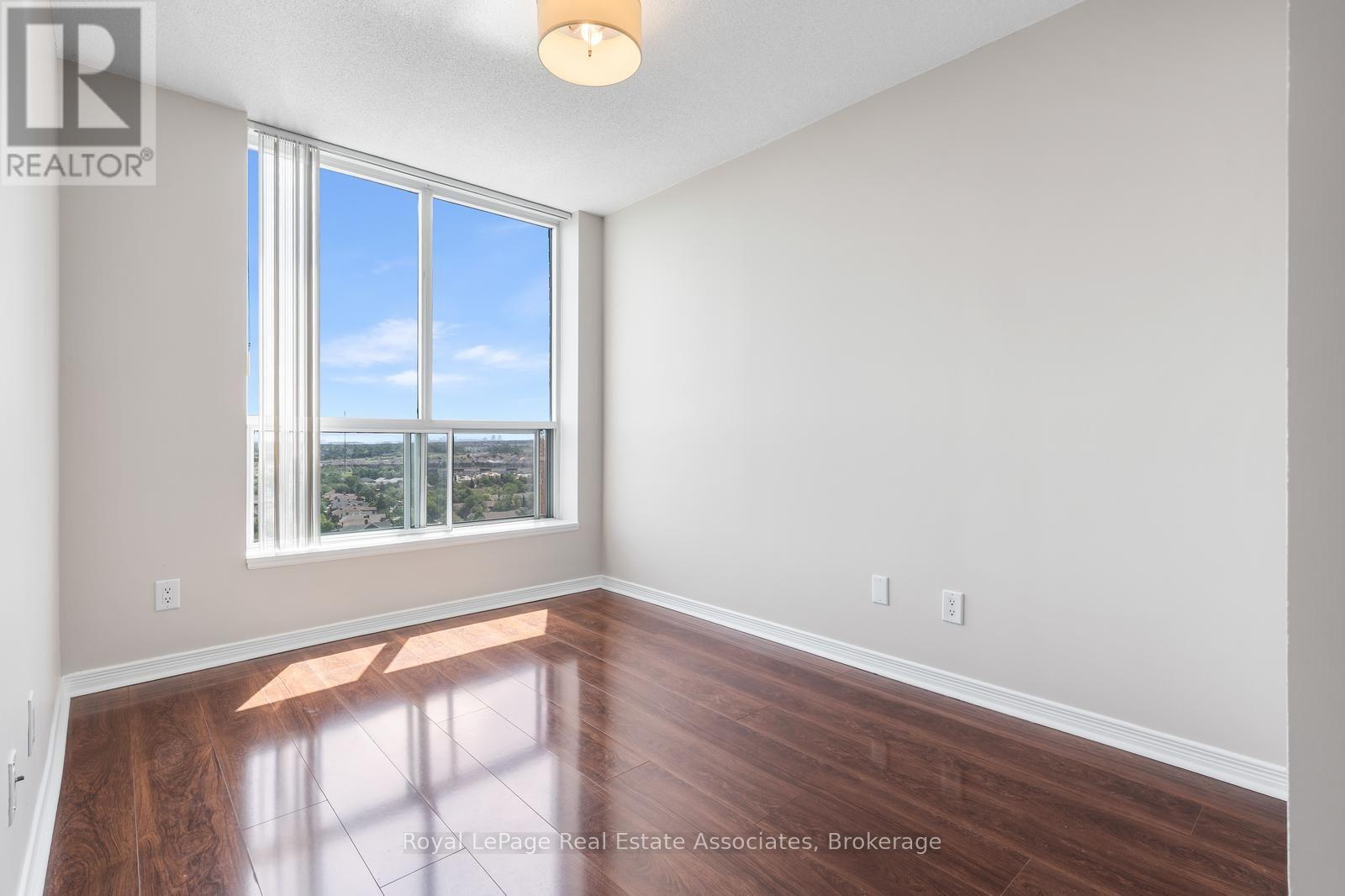 #1707 4889 KIMBERMOUNT AVENUE - 22