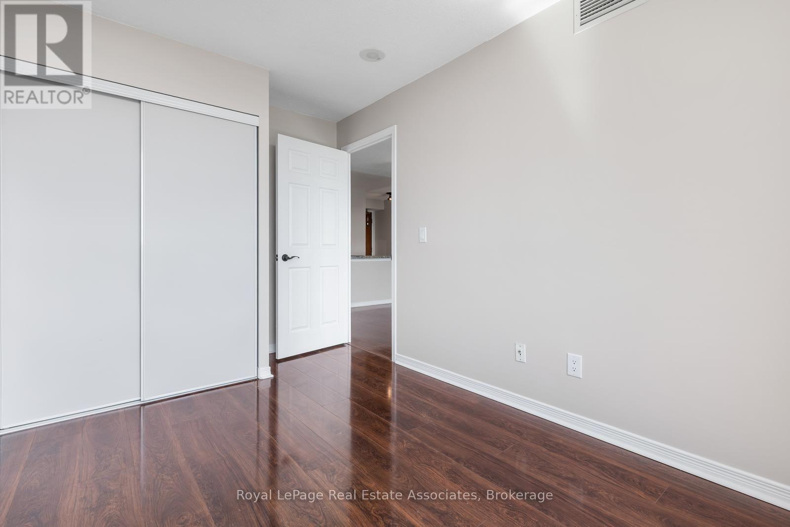#1707 4889 KIMBERMOUNT AVENUE - 23