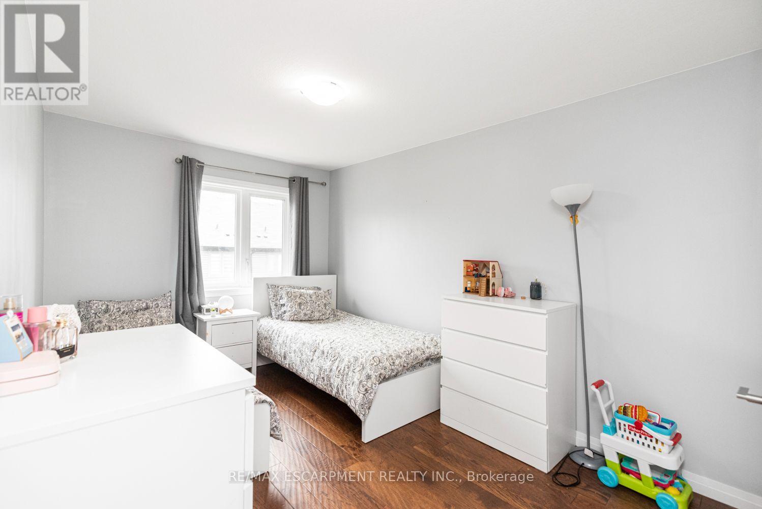 55 GREENWICH AVENUE - 28