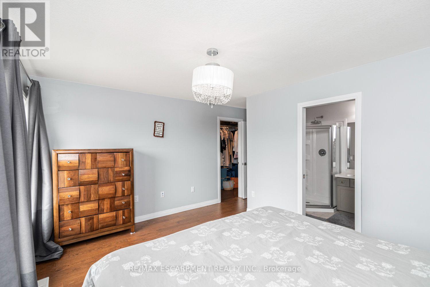 55 GREENWICH AVENUE - 33
