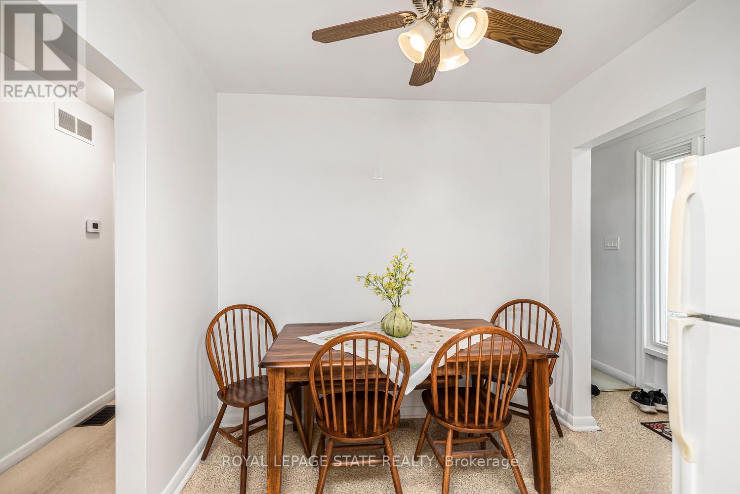 124 BROKER DRIVE - 11