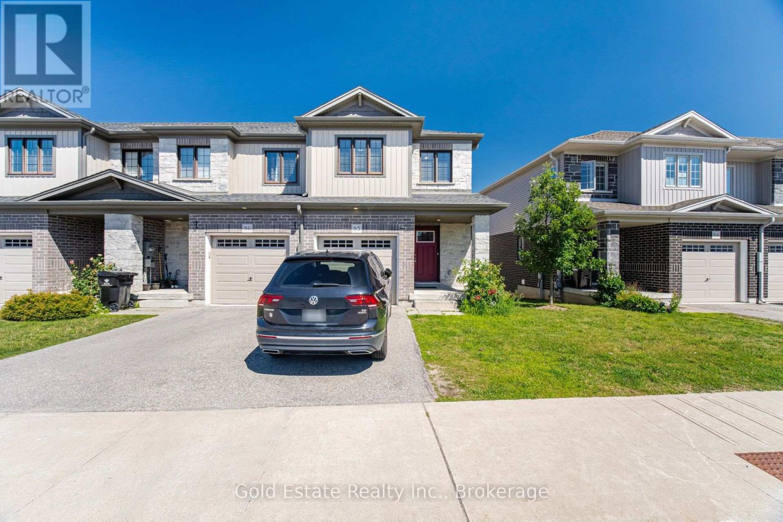 #85 135 HARDCASTLE DRIVE - 3