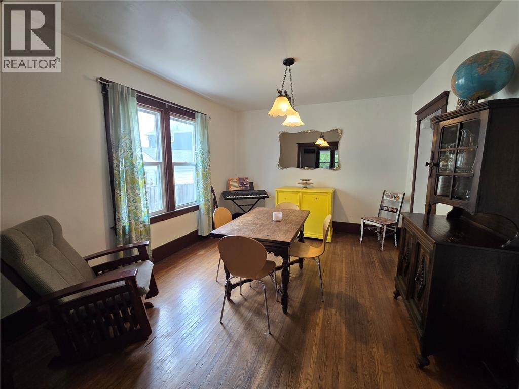 141 RICHARD STREET - 13