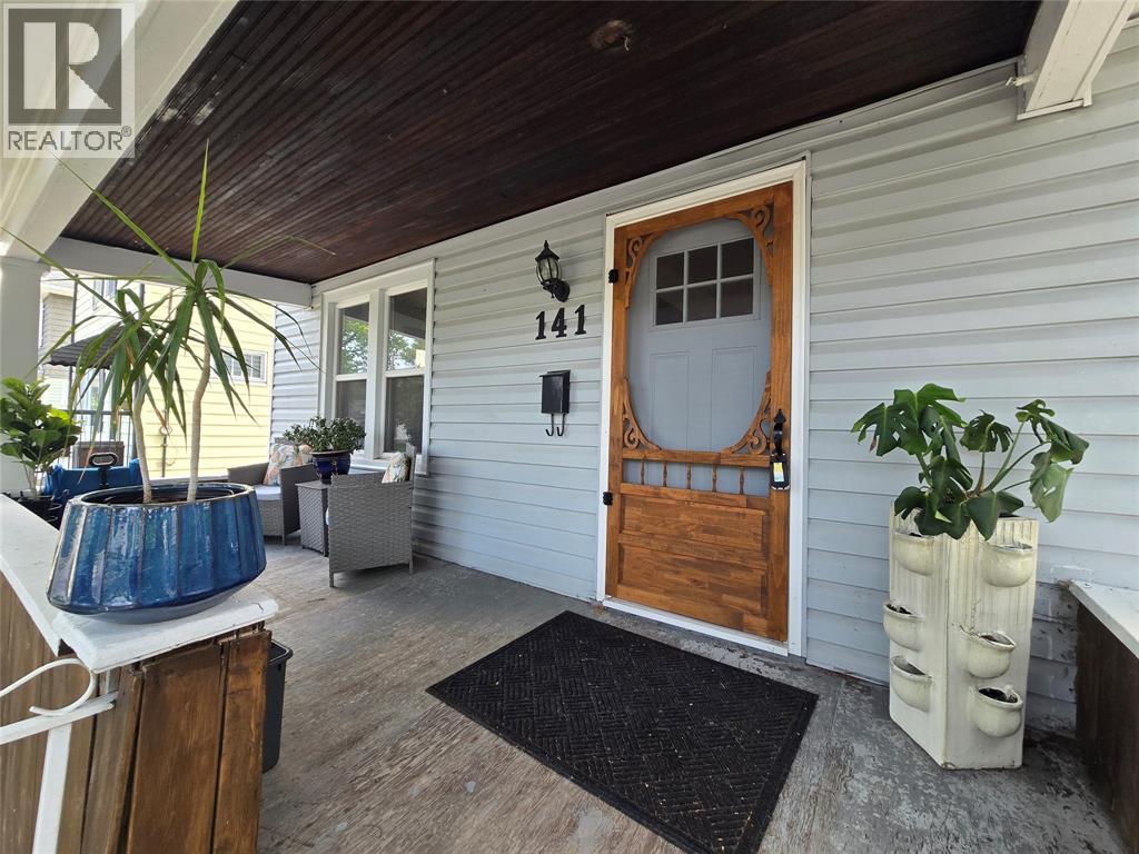 141 RICHARD STREET - 3