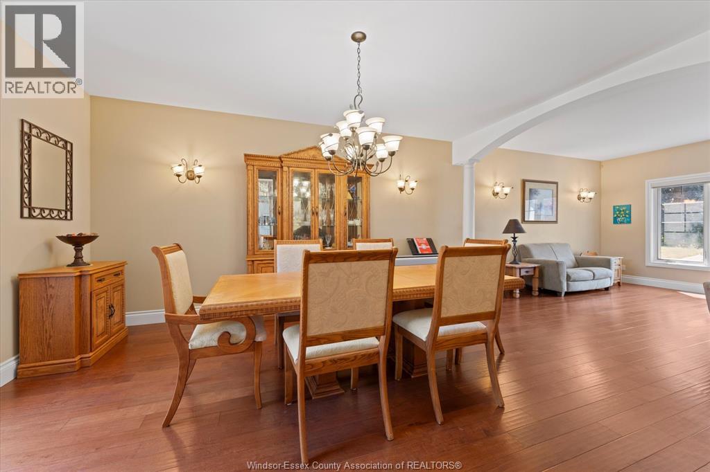 1108 REGENCY CRESCENT - Image 17