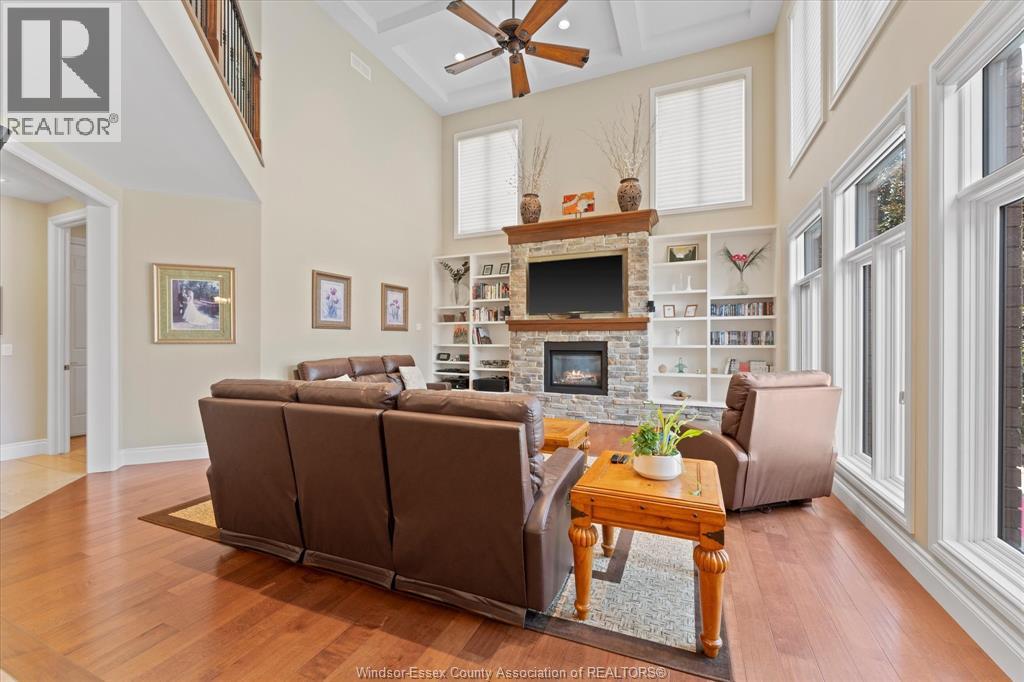 1108 REGENCY CRESCENT - Image 21