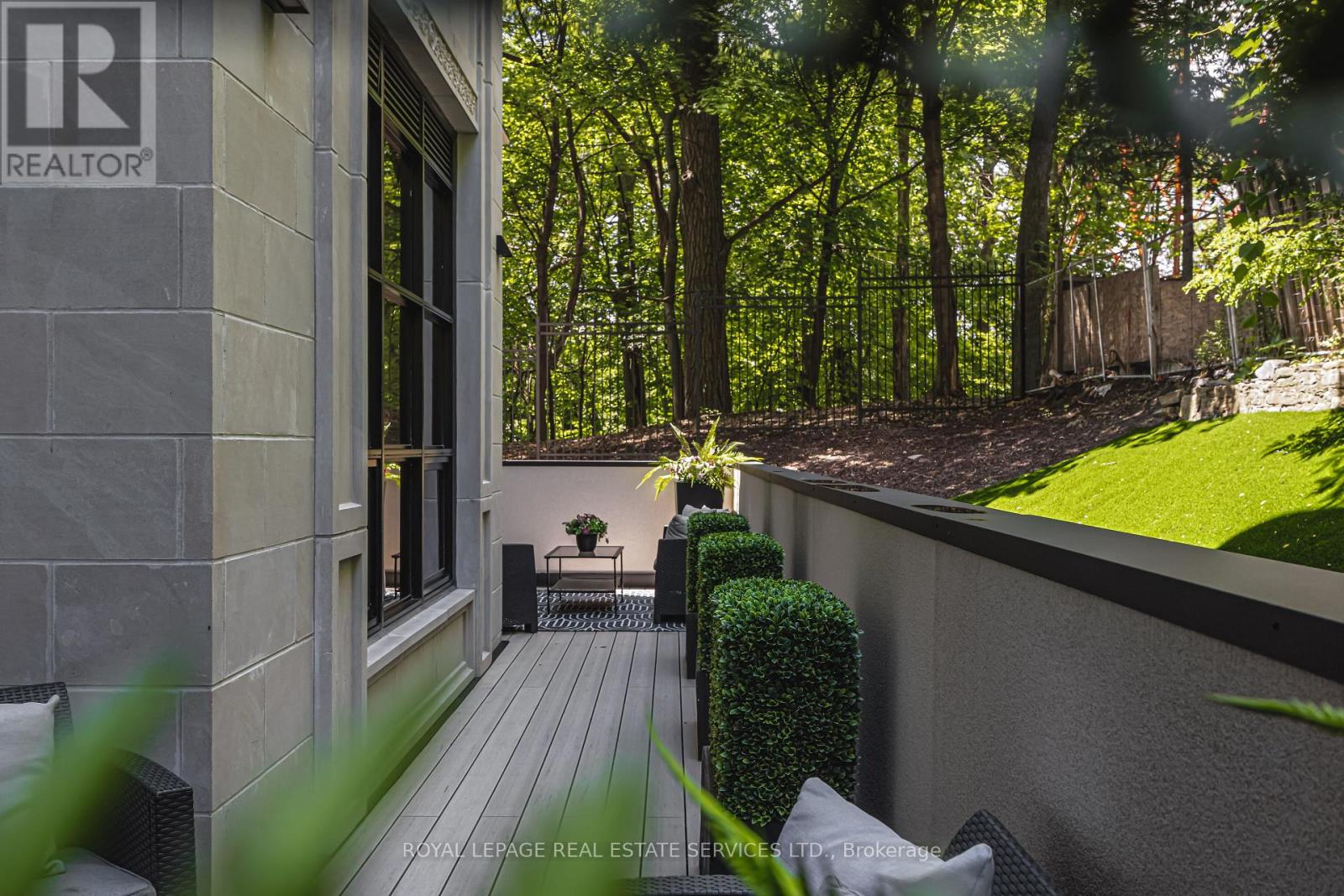 #203 200 RUSSELL HILL ROAD - 40