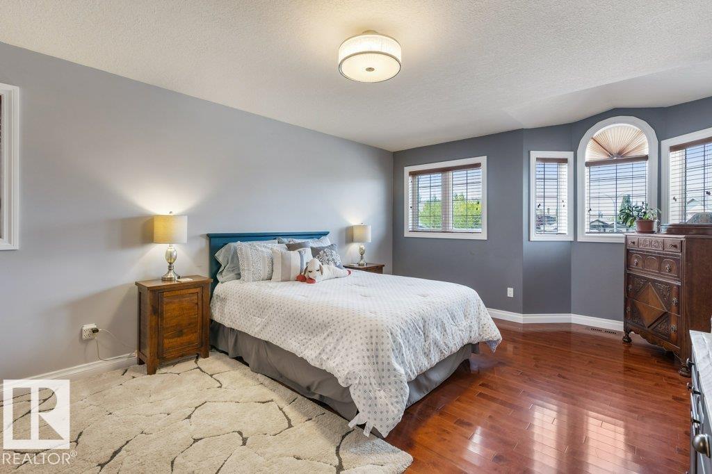 10107 97 ST - Image 27