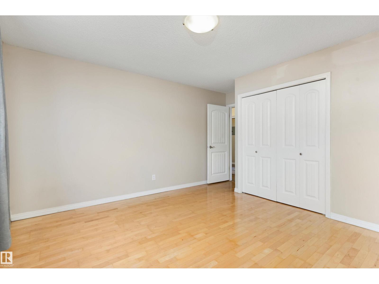 #102 10720 84 AV NW - 17
